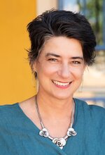 Angela Baumeister